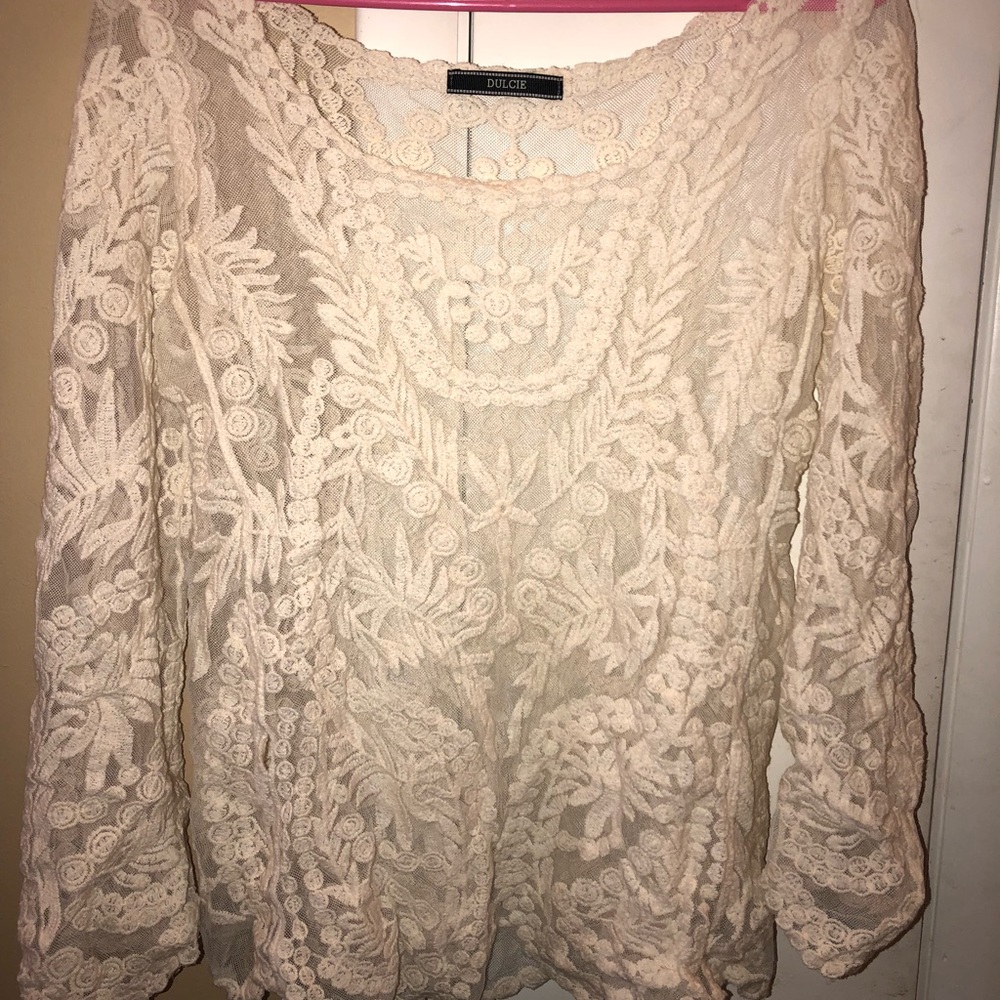 Dulcie Longsleeve Lace Top